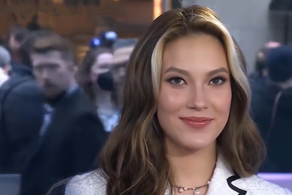 kpl联赛直播 -罗马训练开放日，今夜更衣室发声引欢呼，欧联在即，赛程密集仍需轮换(all27纲吉长发同学会)