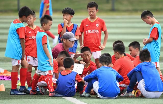 王者竞猜 -关于关键时刻体能课后；浙江队完成体检备战中超；质疑声仍在；高层口径保持一致的信息